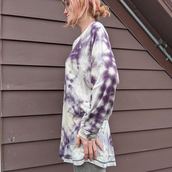 Tie dye XL American Eagle Long sleeve T - Picture 3 of 4